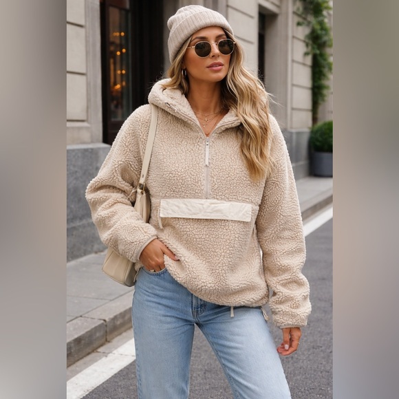 Urban Heritage Jackets & Blazers - Urban Heritage Beige Sherpa Jacket – Size Small (Oversized Fit)